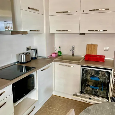 Appartamento Luxurious 2 Bedroom Appt At The Black Sea Coast