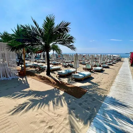 公寓 Luxurious 2 Bedroom Appt At The Black Sea Coast
