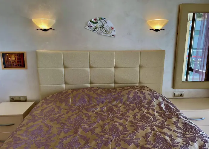 Luxurious 2 Bedroom Appt At The Black Sea Coast Apartman *