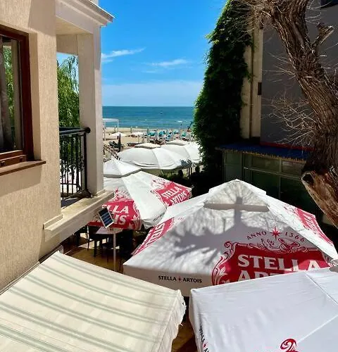 Apartman Luxurious 2 Bedroom Appt At The Black Sea Coast Napospart