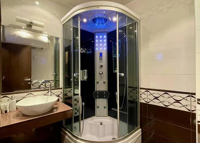 Luxurious 2 Bedroom Appt At The Black Sea Coast Apartman