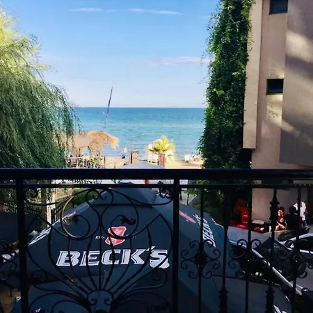 Apartment Luxurious 2 Bedroom Appt At The Black Sea Coast *