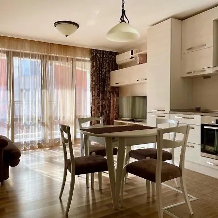 Luxurious 2 Bedroom Appt At The Black Sea Coast Apartment