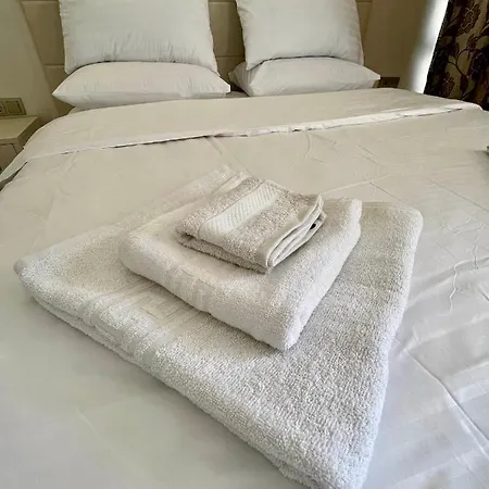 Luxurious 2 Bedroom Appt At The Black Sea Coast Apartment