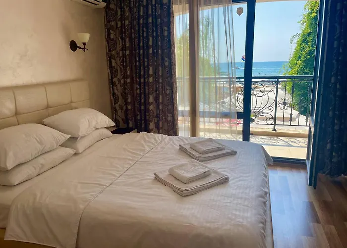 Luxurious 2 Bedroom Appt At The Black Sea Coast Apartman *