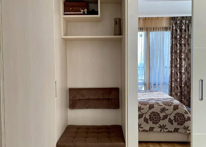 Luxurious 2 Bedroom Appt At The Black Sea Coast Apartman *