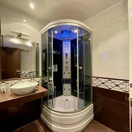 Luxurious 2 Bedroom Appt At The Black Sea Coast Apartamento